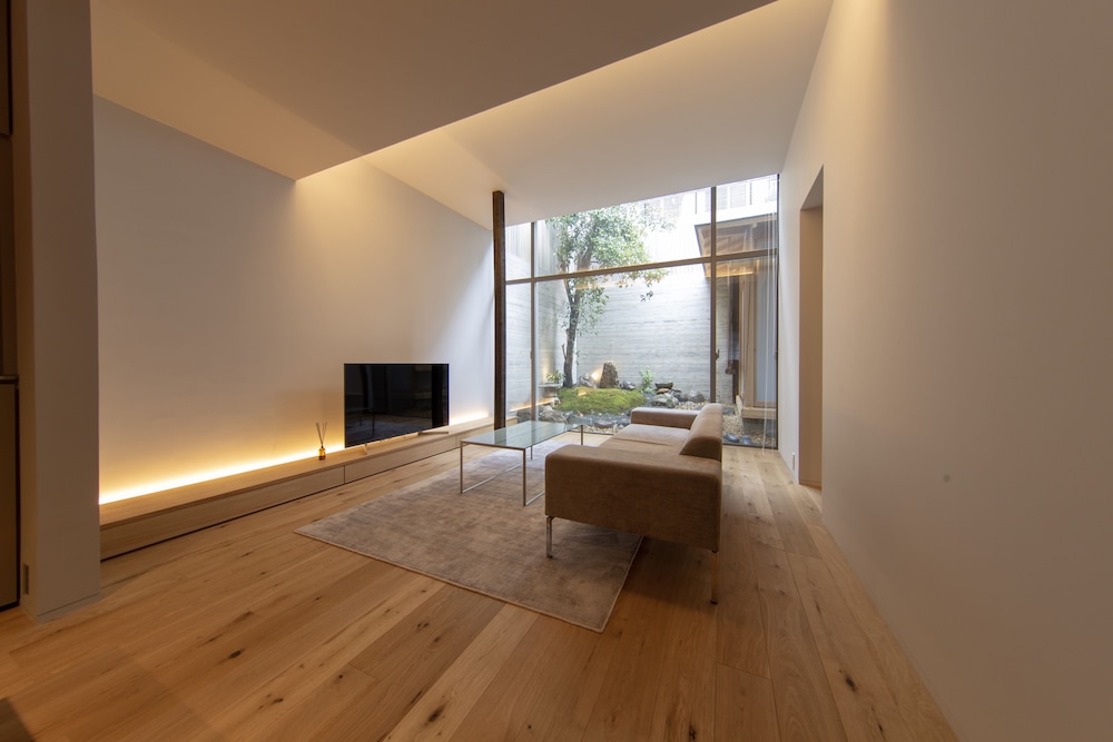 RESIDENCE JO TAKASEGAWA 京都