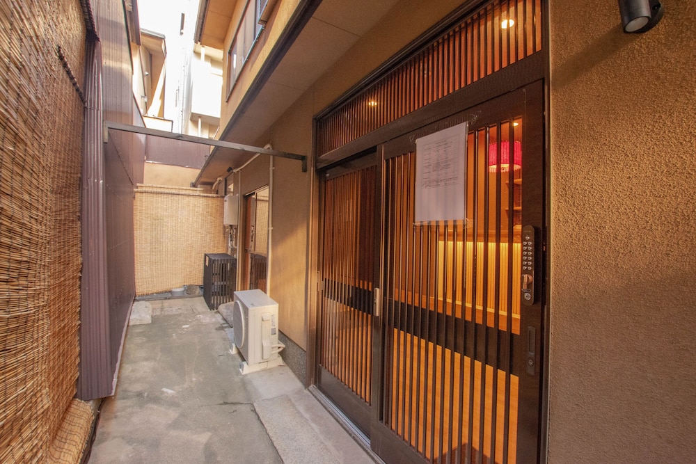 四条烏丸京隠 青の屋 京都