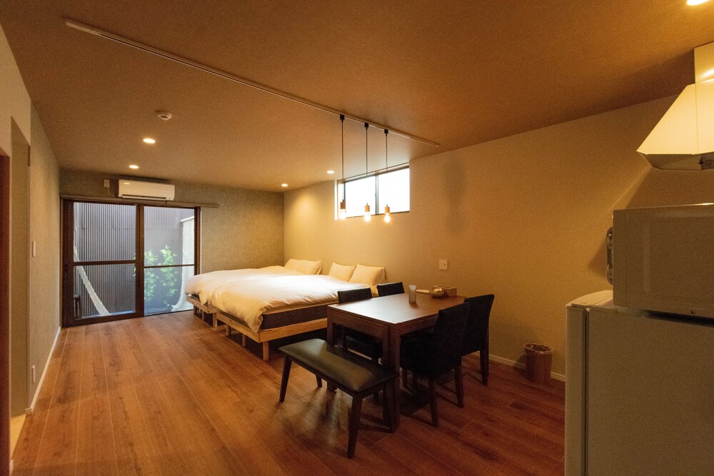 四条烏丸京隠 青の屋 京都