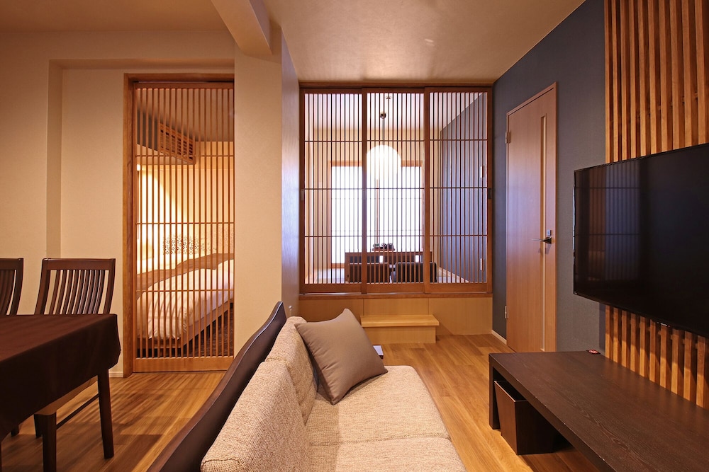 悠旅 -APARTMENT HOTEL KYOTO NIJO YUTAKA- 京都