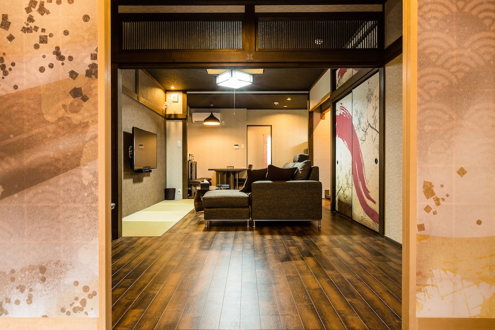 SHIKI HOMES 忍 京都