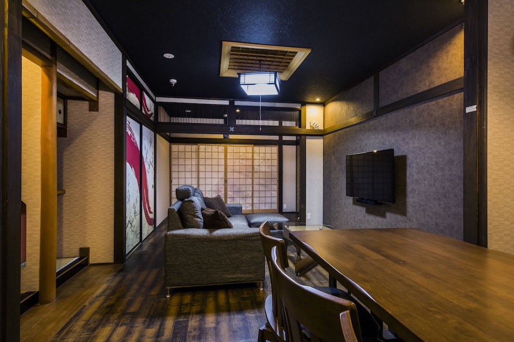 SHIKI HOMES 忍 京都