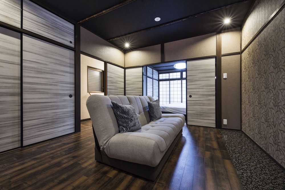 SHIKI HOMES 忍 京都