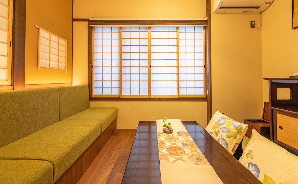 雲町屋 岡崎 KUMOMACHIYA OKAZAKI 京都