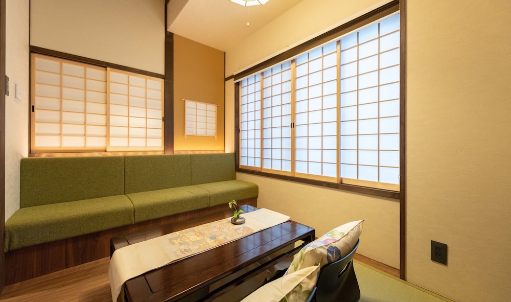 雲町屋 岡崎 KUMOMACHIYA OKAZAKI 京都