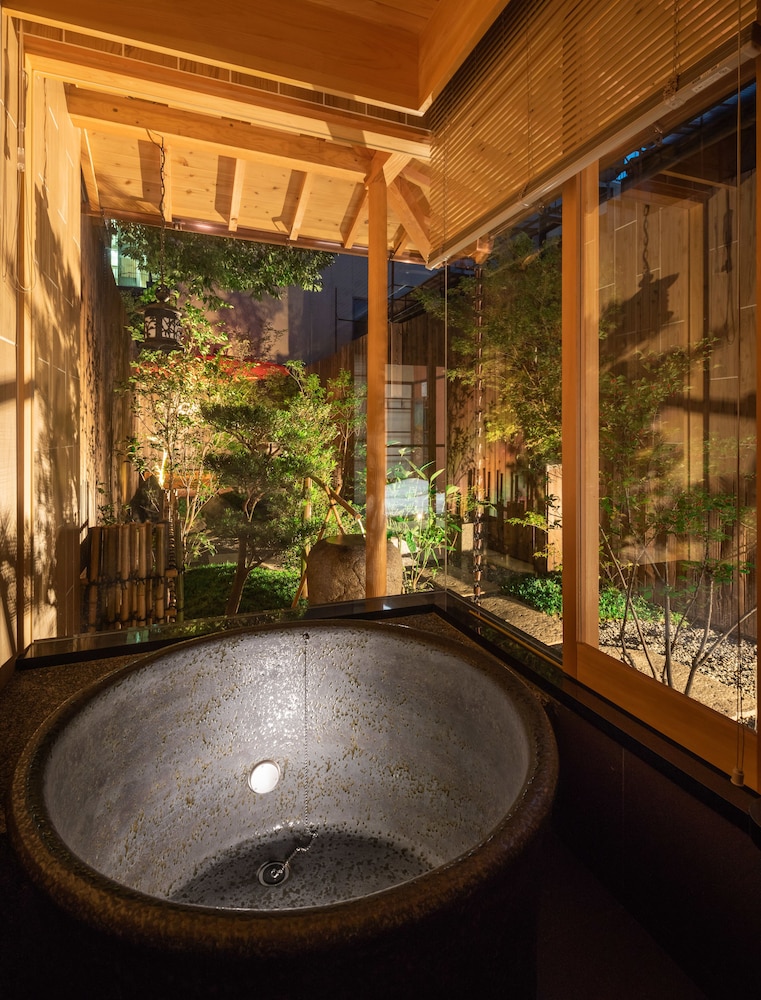 雲町屋 蛸薬師 KUMOMACHIYA TAKOYAKUSHI 京都