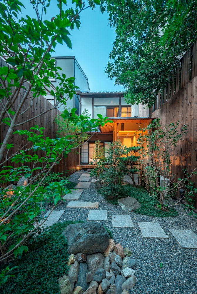 雲町屋 蛸薬師 KUMOMACHIYA TAKOYAKUSHI 京都