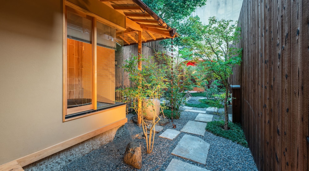 雲町屋 蛸薬師 KUMOMACHIYA TAKOYAKUSHI 京都