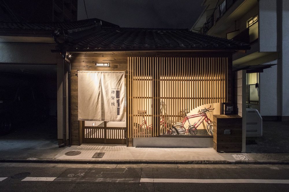 ホテル待賢院二条城 京都