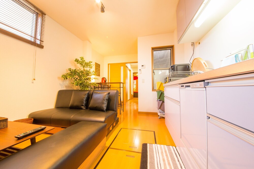 GUESTHOUSE HARMONY SHIYAKUSHOMAE 京都