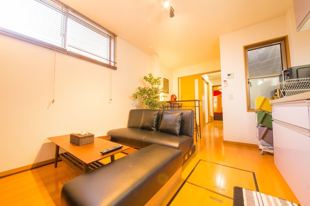 GUESTHOUSE HARMONY SHIYAKUSHOMAE 京都