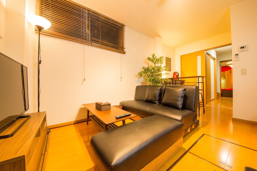 GUESTHOUSE HARMONY SHIYAKUSHOMAE 京都