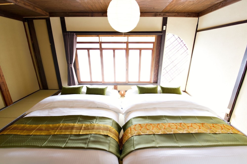 KOCHONOYUME GOJOKAMISUZUYACHO 京都