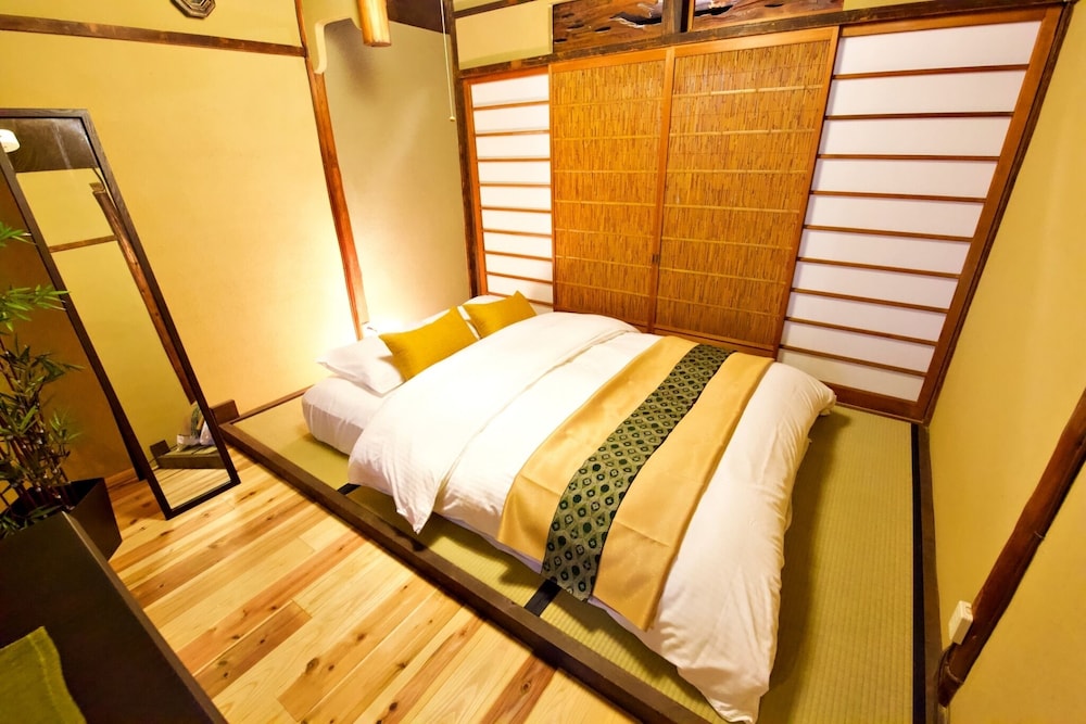 KOCHONOYUME GOJOKAMISUZUYACHO 京都