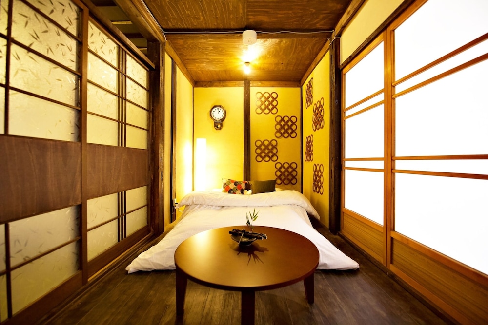 KOCHONOYUME GOJOKAMISUZUYACHO 京都