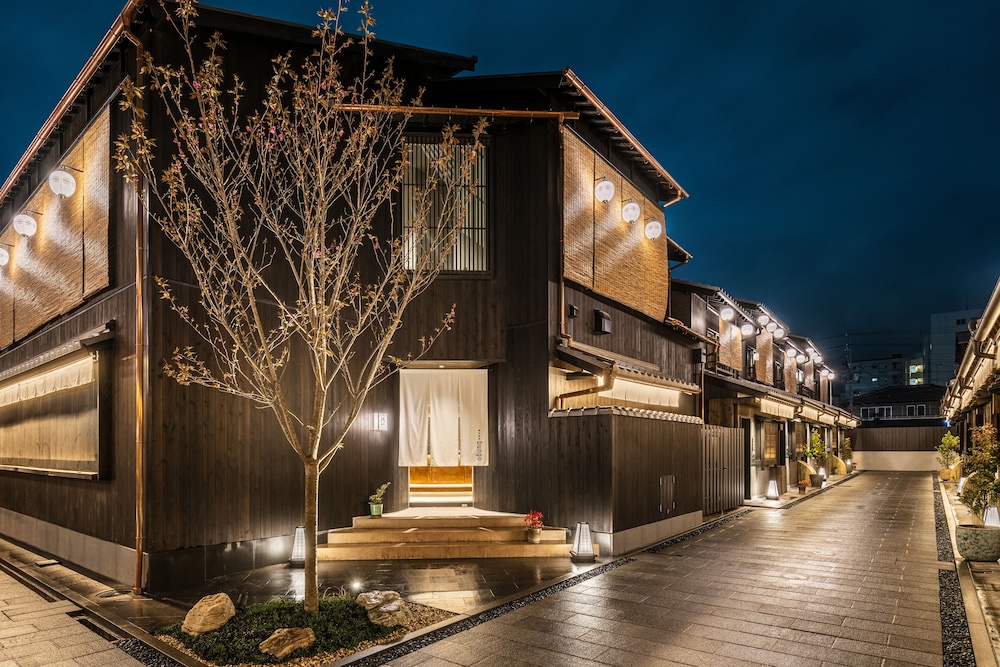 NAZUNA 京都 椿通 京都
