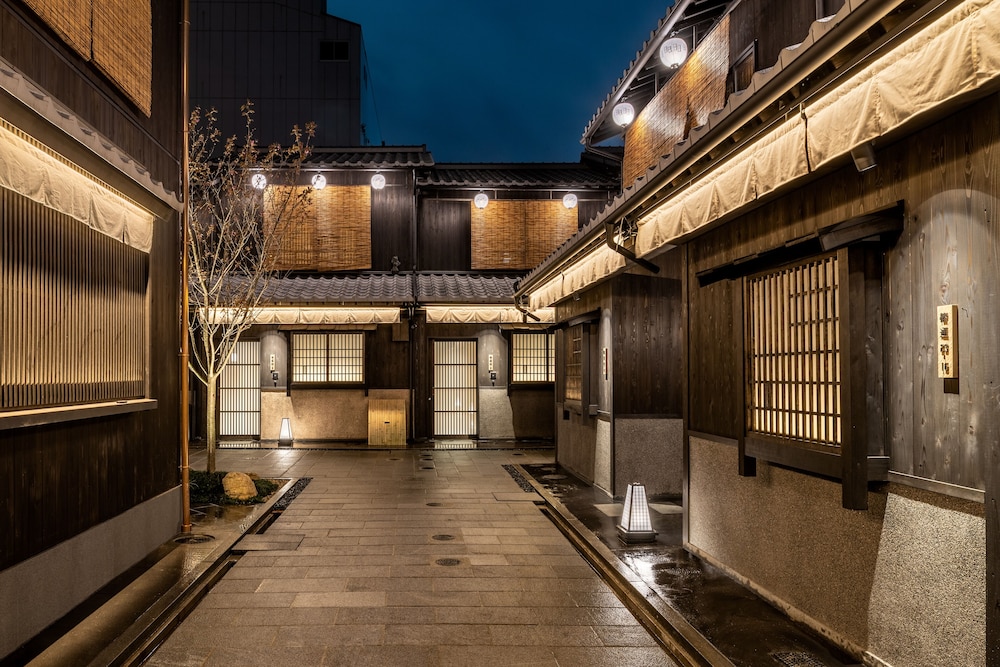 NAZUNA 京都 椿通 京都