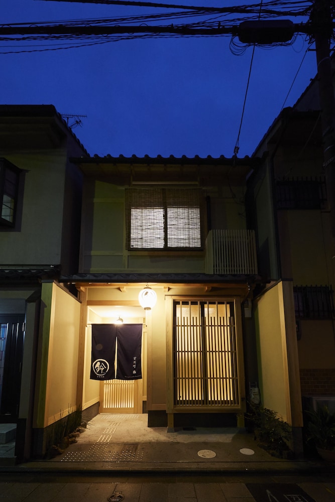 鈴　宮川町　椿 京都