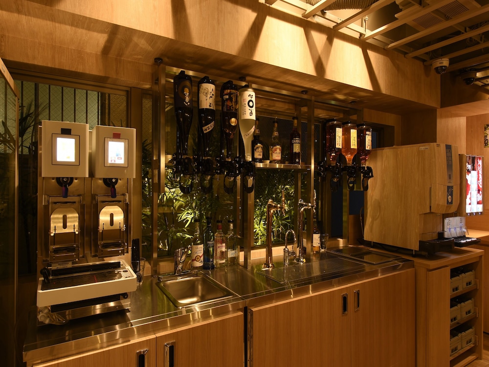 豪華カプセルホテル 安心お宿プレミアリゾート京都四条烏丸店 京都