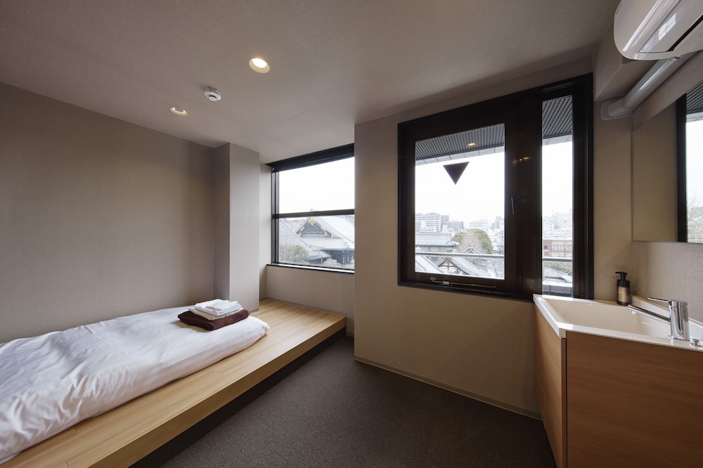KAEDE GUESTHOUSE 京都