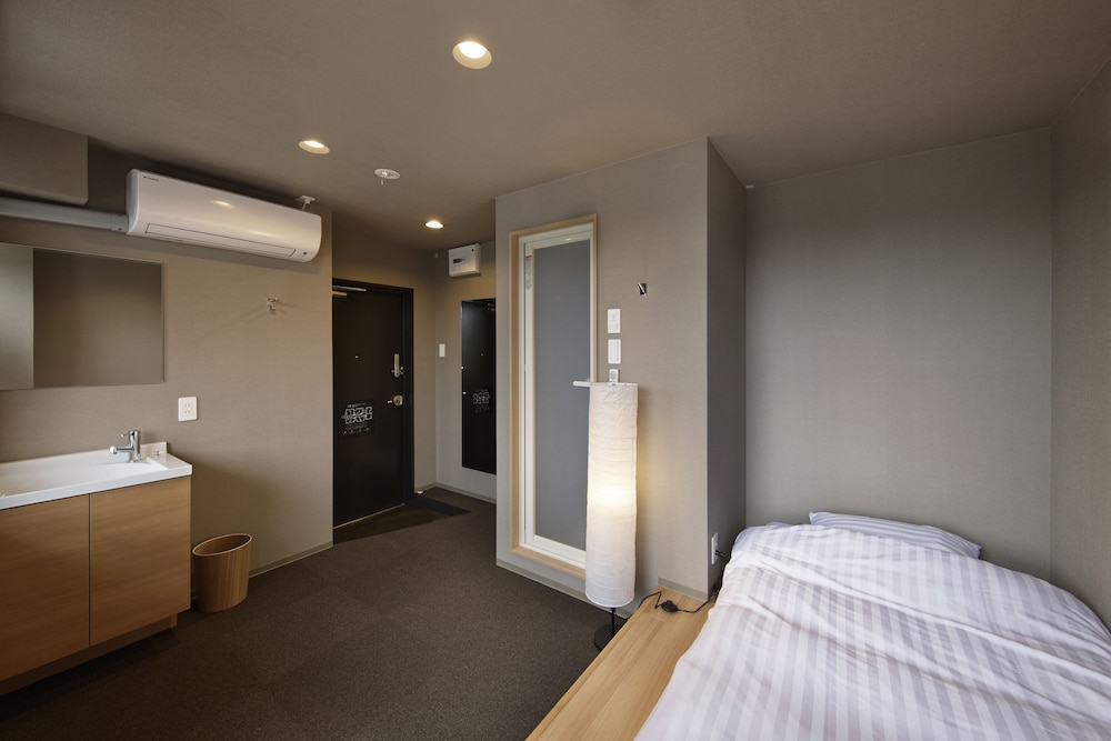 KAEDE GUESTHOUSE 京都