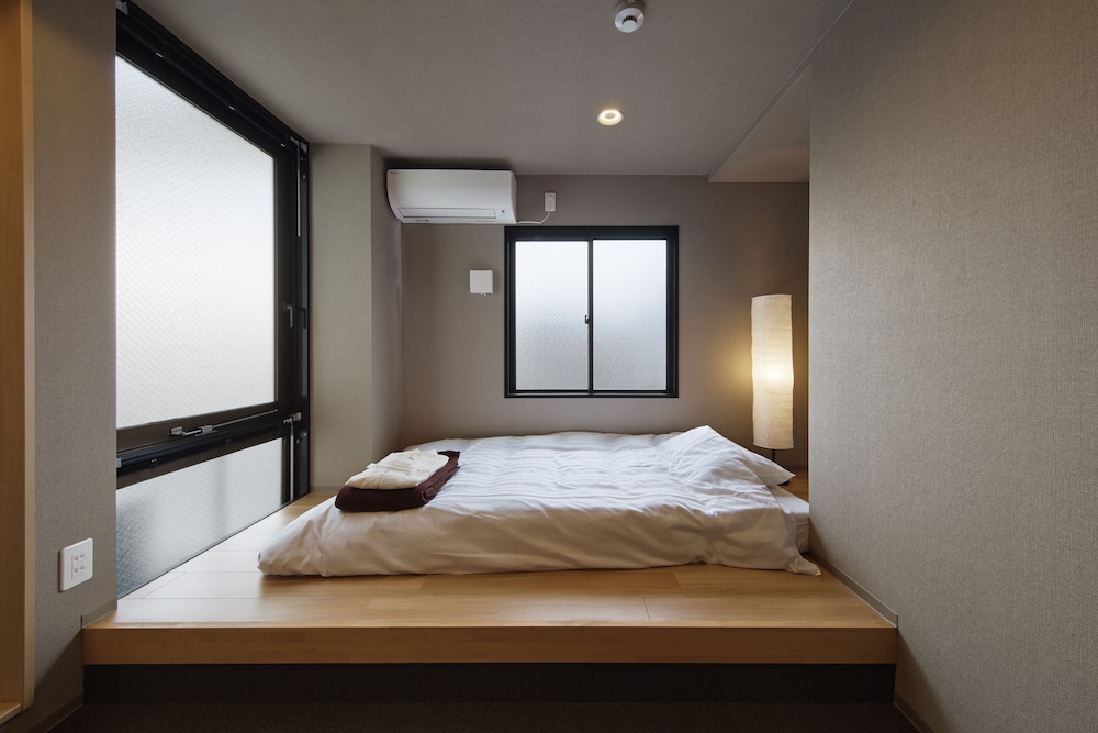 KAEDE GUESTHOUSE 京都