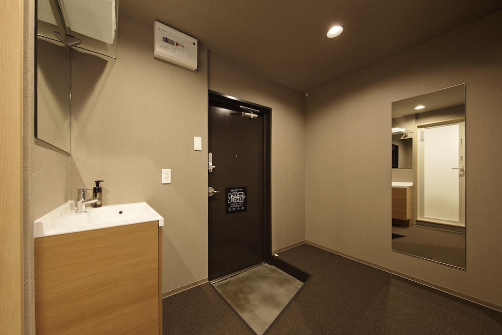 KAEDE GUESTHOUSE 京都