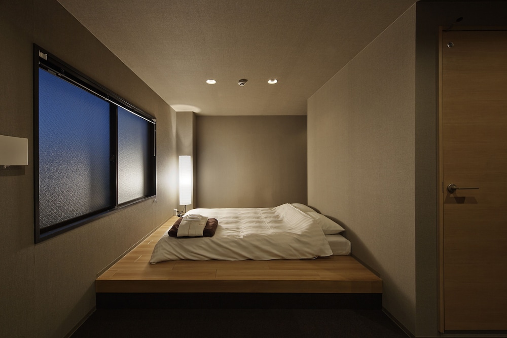 KAEDE GUESTHOUSE 京都