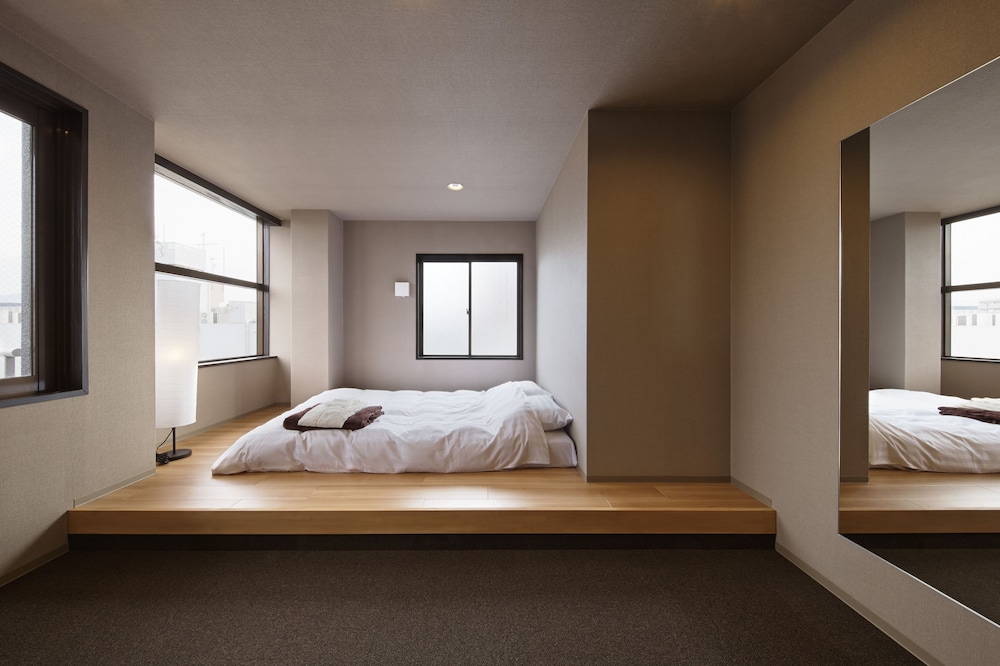 KAEDE GUESTHOUSE 京都