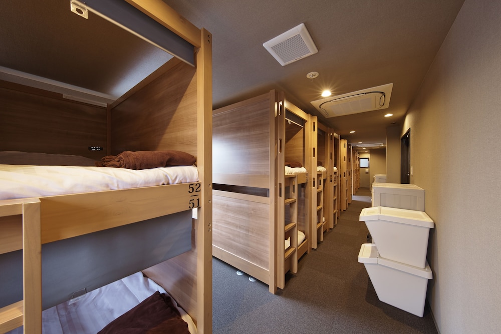 KAEDE GUESTHOUSE 京都