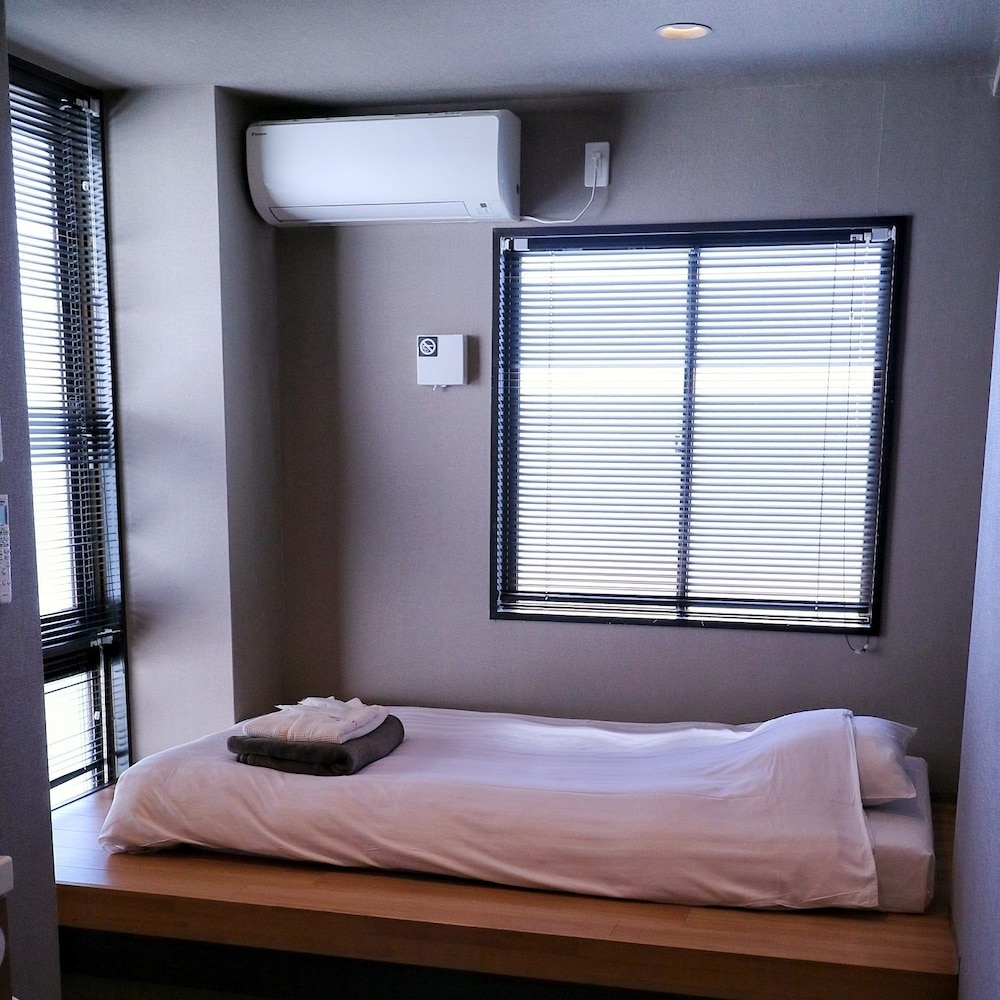 KAEDE GUESTHOUSE 京都