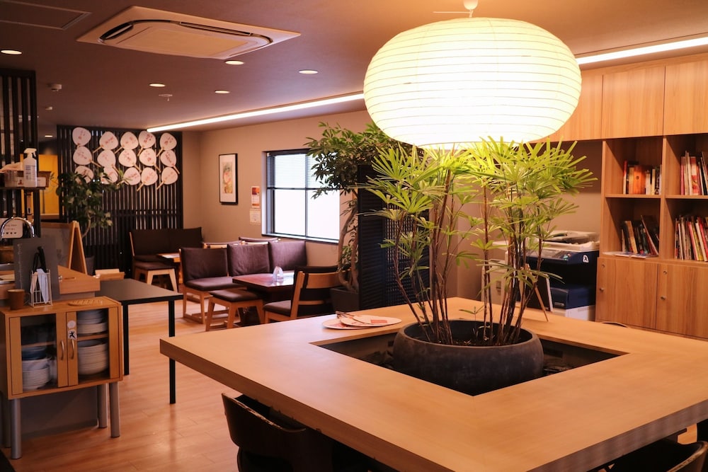 KAEDE GUESTHOUSE 京都