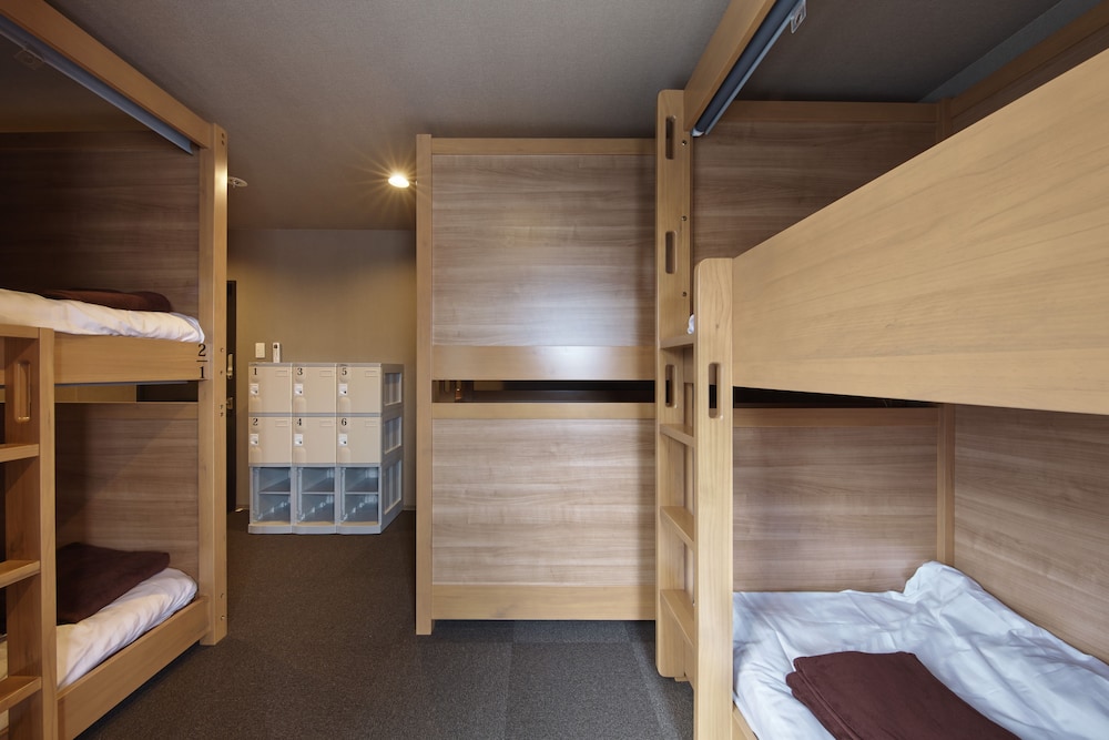KAEDE GUESTHOUSE 京都