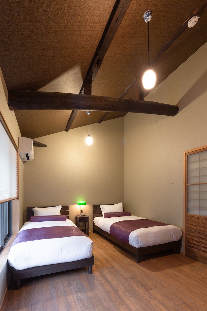 京都一棟貸し町屋旅館「華・默然居」 京都