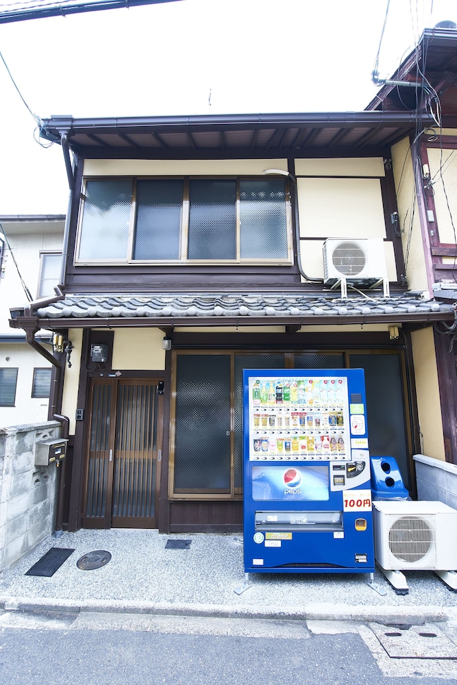 ベース烏丸今出川 京都