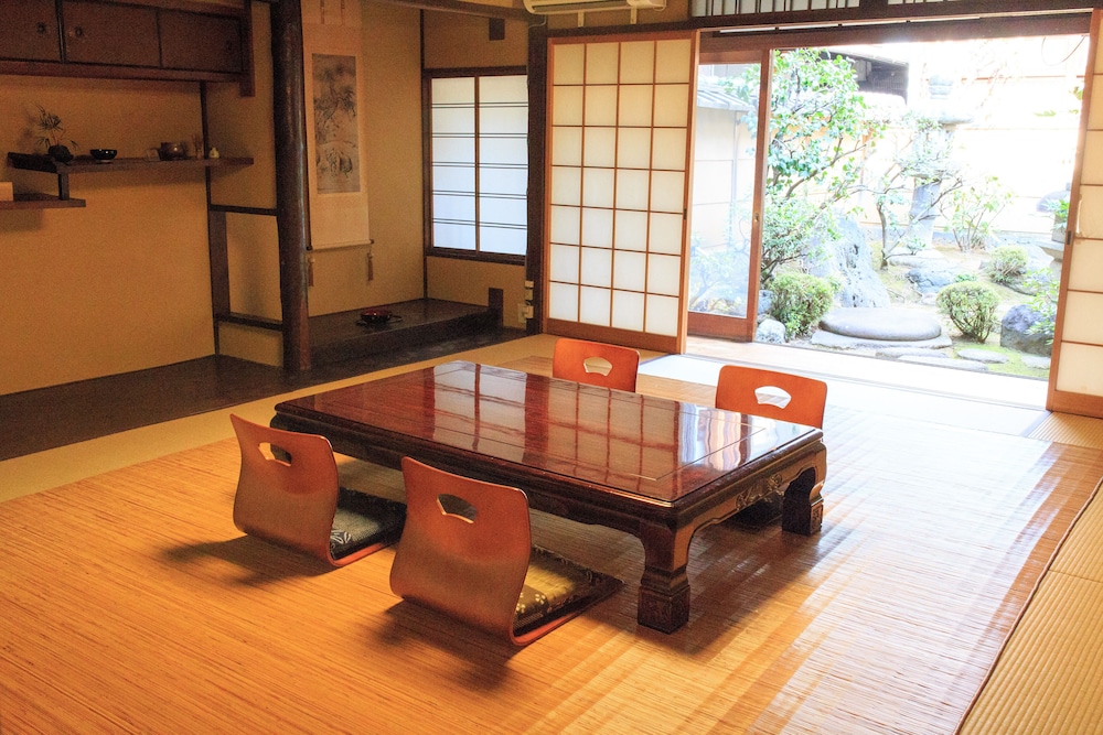 KYOMACHIYA NIJO CASTLE JAPANESE HOUSE 京都
