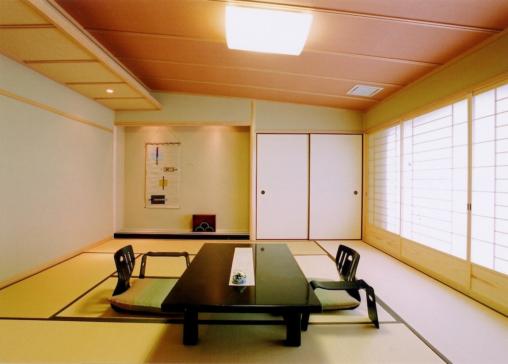 加茂川館 京都