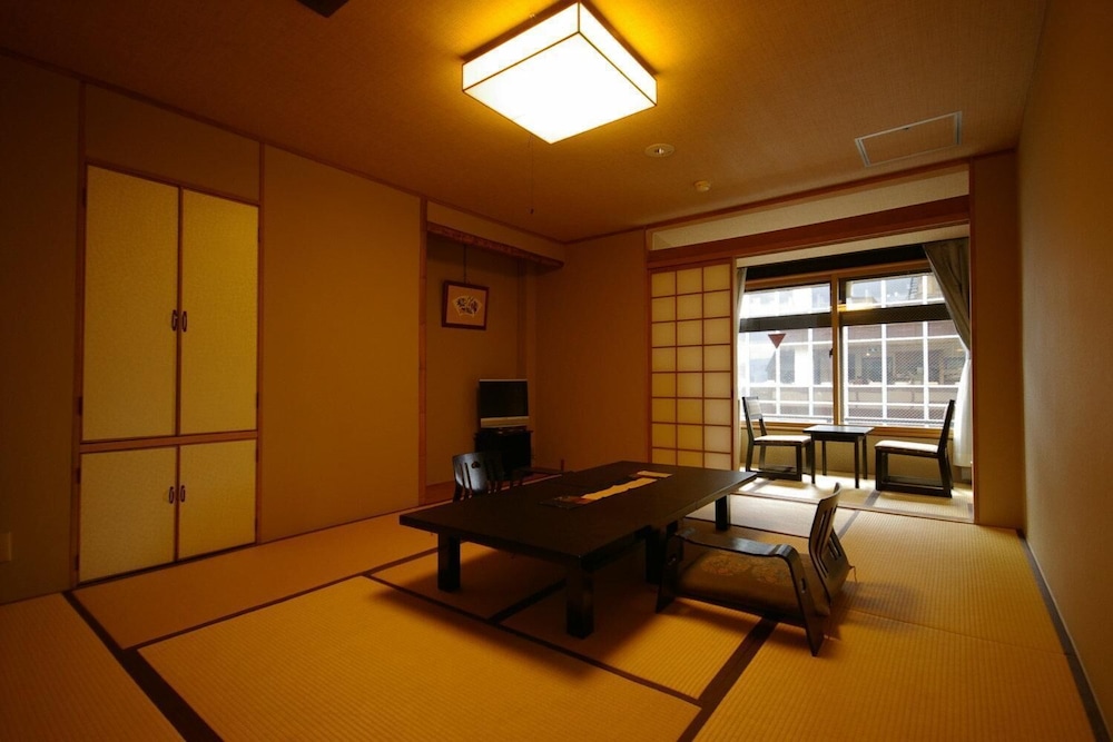 加茂川館 京都