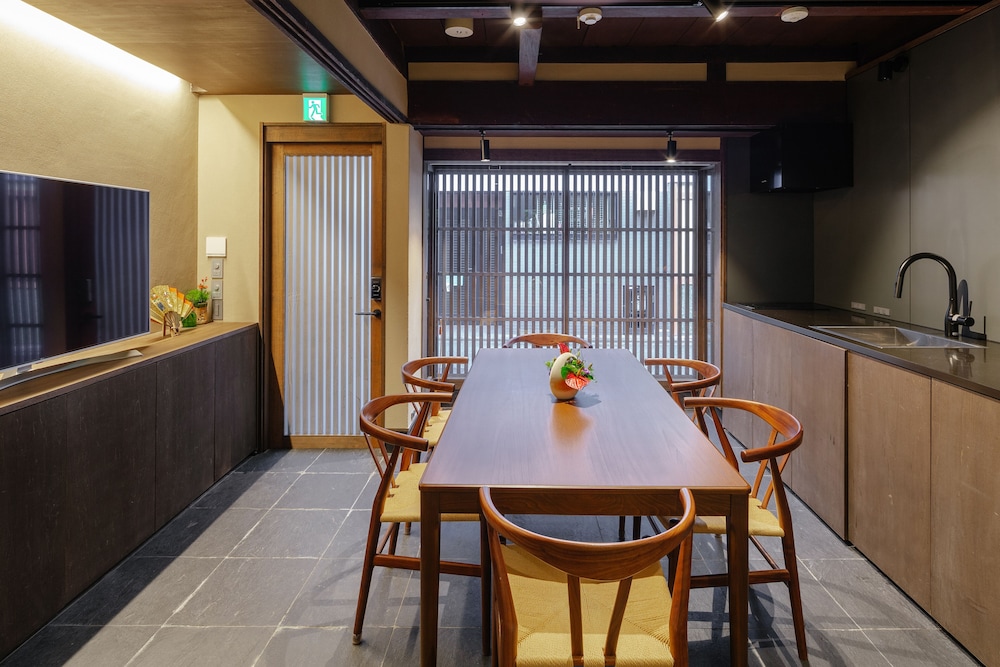 京都一棟貸し町屋旅館「華・竹林京舍」 京都