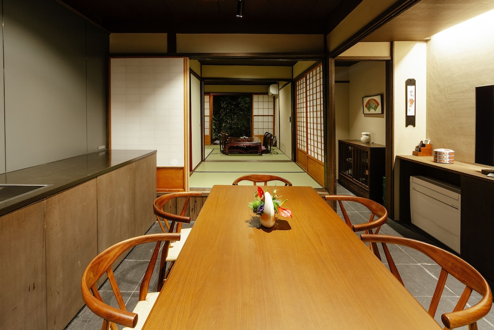 京都一棟貸し町屋旅館「華・竹林京舍」 京都