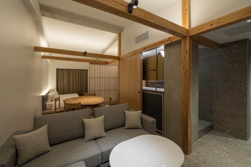 KYOTO ITOYA HOTEL MON (京都糸屋ホテル モン) 京都