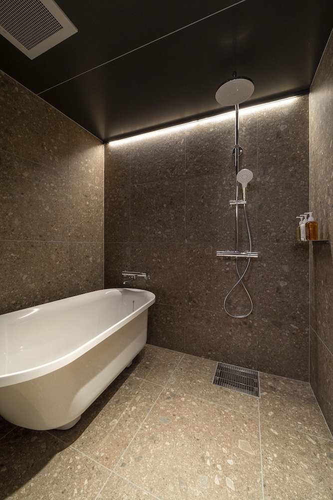 KYOTO ITOYA HOTEL MON (京都糸屋ホテル モン) 京都