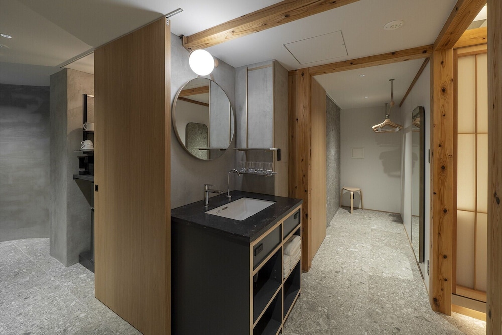 KYOTO ITOYA HOTEL MON (京都糸屋ホテル モン) 京都
