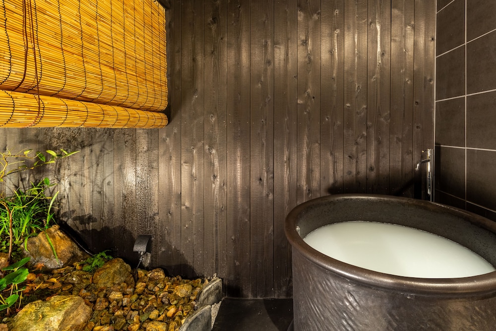 京都一棟貸し町屋旅?「華・思心居」 京都
