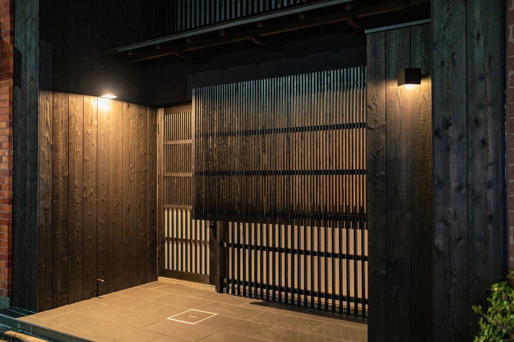 京都一棟貸し町屋旅?「華・思心居」 京都