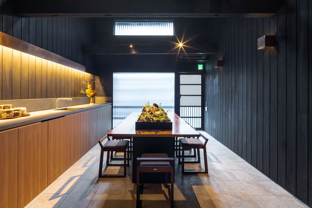 京都一棟貸し町屋旅?「華・思心居」 京都