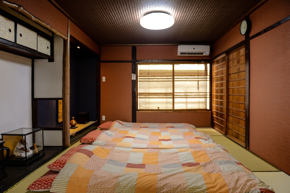 NISHIOJI TANUKI 京都