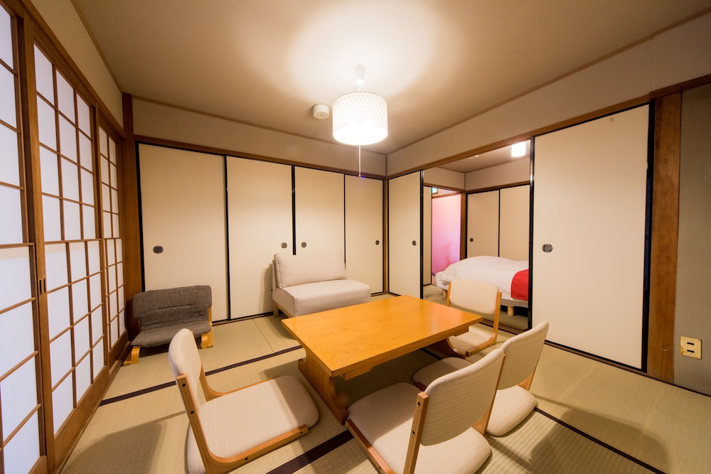 KYOMACHIYA HOUSE IZO 京都