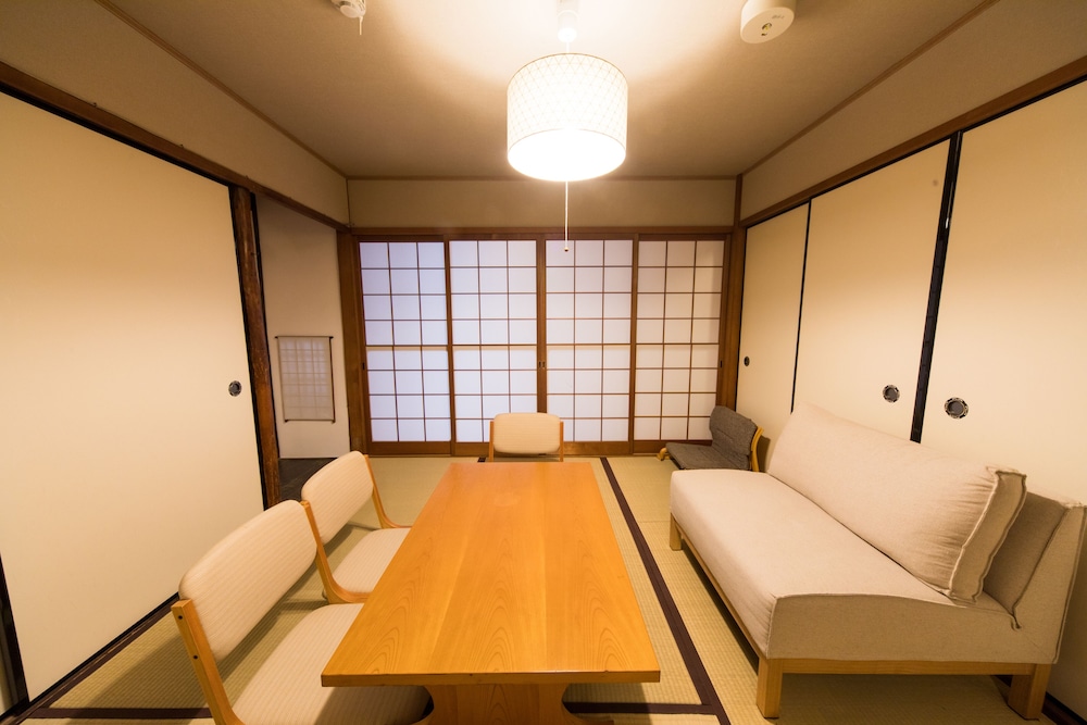 KYOMACHIYA HOUSE IZO 京都