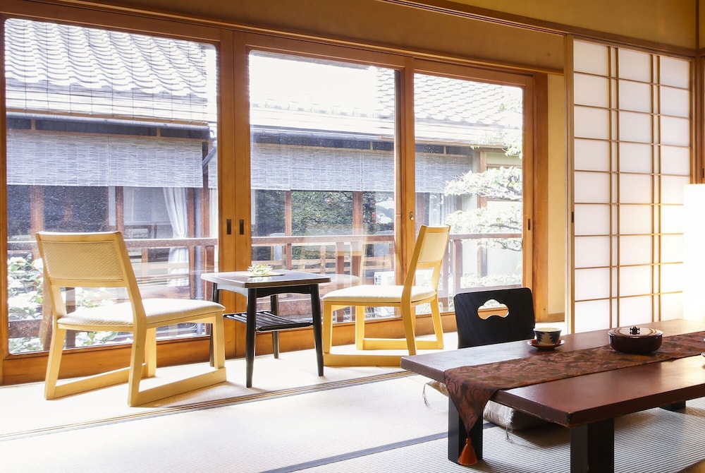 旅館 三賀 京都